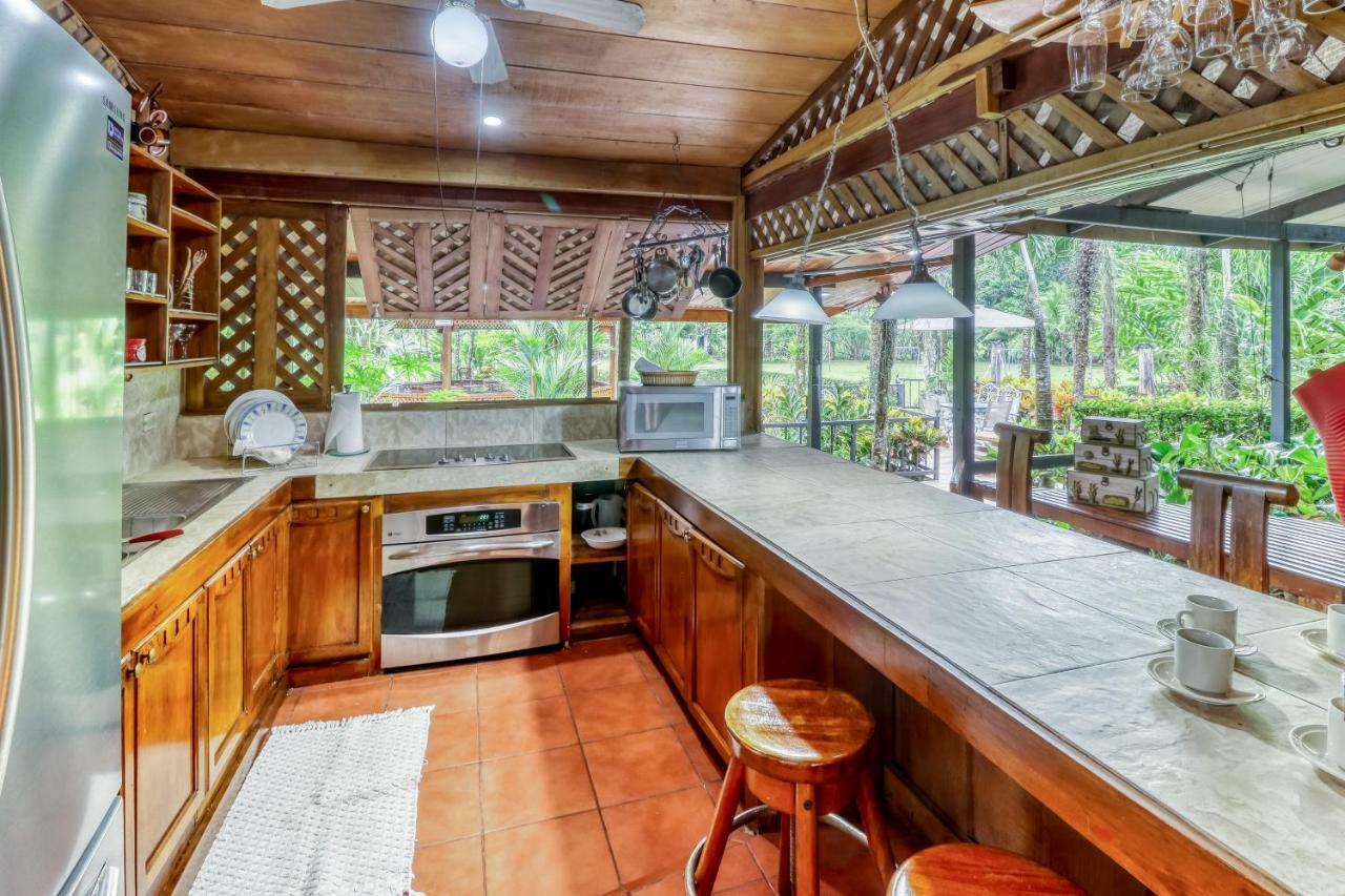 Casa Pacotilla Tereciana La Fortuna Luaran gambar
